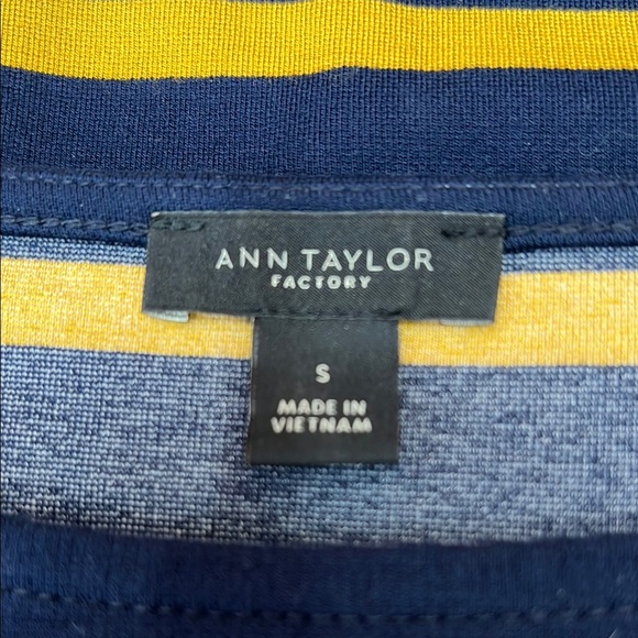Ann Taylor Factory Dress Size Small Navy/White/Gold Stripe Rayon Blend Knit - Picture 2 of 9